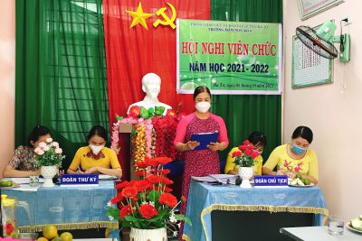 Hội nghị viên chức năm học 2021-2022
