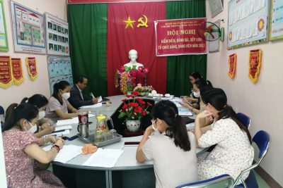 Hội nghị kiểm điểm, đánh giá, xếp loại tổ chức đảng, đảng viên năm 2021 của chi bộ trường