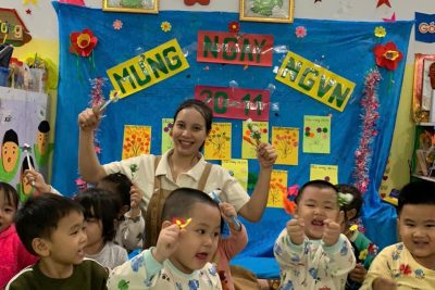 Lớp MG BÉ3_4T TỔ CHỨC SỰ KIỆN CHÀO MỪNG NGÀY NGVN 20/11