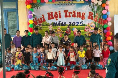 NHÀ TRƯỜNG TỔ CHỨC TẾT TRUNG THU NĂM 2025