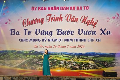 Văn nghệ chào mừng kỉ niệm 1 năm thành lập xã Ba Tơ